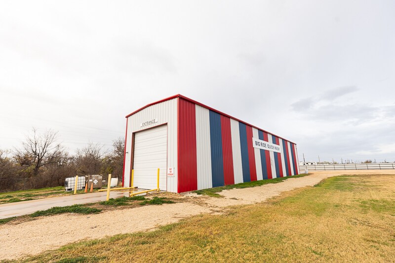 More Photos Of 358 S Access, Tye Carwash For Sale