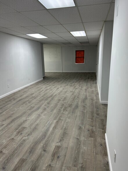 More Photos Of 225 Middle Country Rd, Middle Island Office For Lease