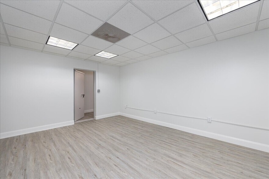 More Photos Of 360 Delaware Ave, Buffalo Office For Lease