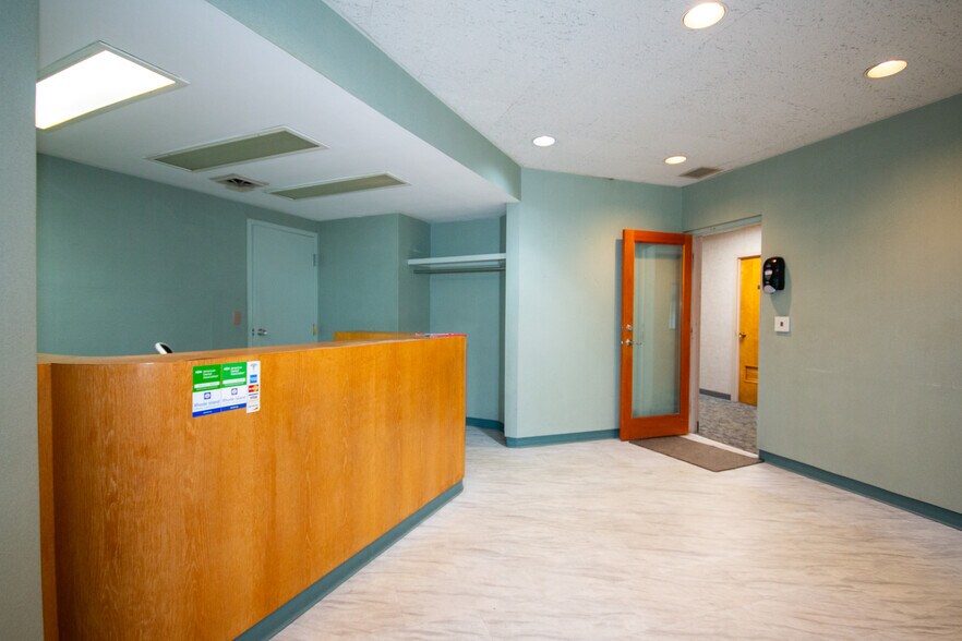 More Photos Of 189 Governor St, Providence Medical For Lease