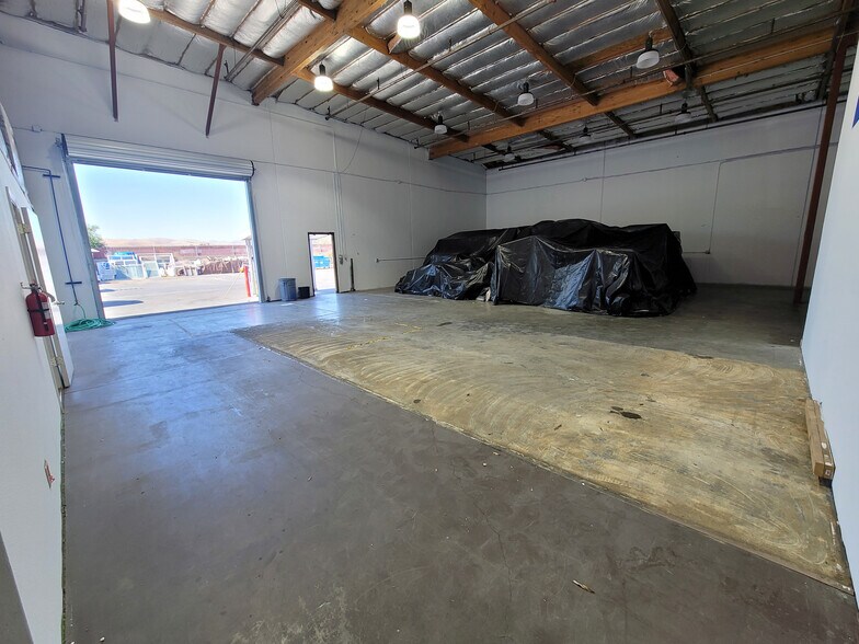 More Photos Of 289 Rickenbacker Cir, Livermore Warehouse For Lease