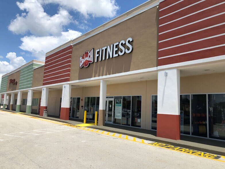 More Photos Of 10101-10501 Pines Blvd, Pembroke Pines Unknown For Lease