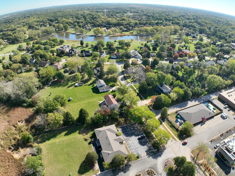 More Photos Of 1048-1054 Norwood Ln, Bartlett Office For Sale