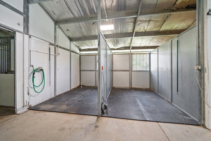 More Photos Of 7650 N Whippoorwill Ter, Hernando Horse Stables For Sale