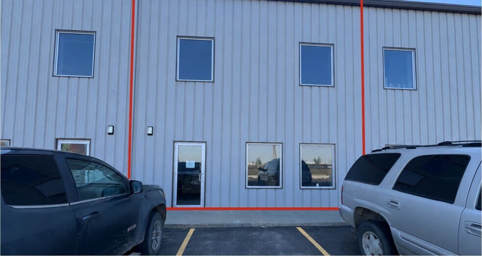 More Photos Of 7609 Sparrow Dr, Leduc Warehouse For Sale