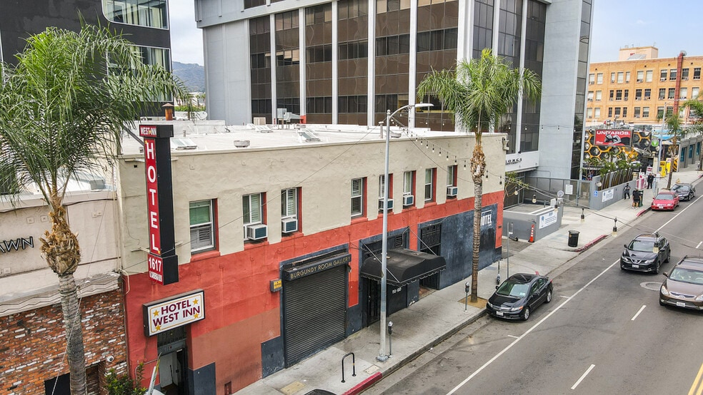 Primary Photo Of 1617 N Cahuenga Blvd, Los Angeles Hotel For Sale