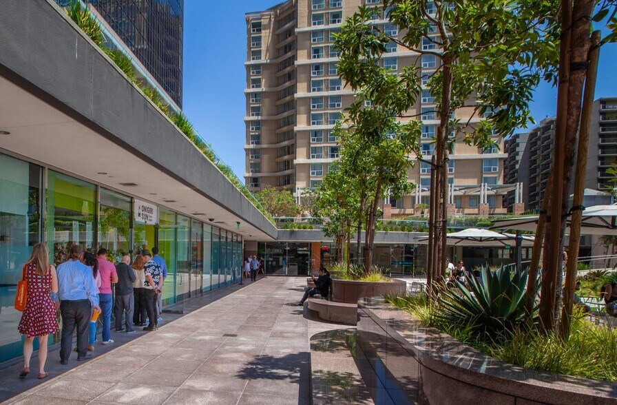 More Photos Of 350 S Grand Ave, Los Angeles Office For Lease
