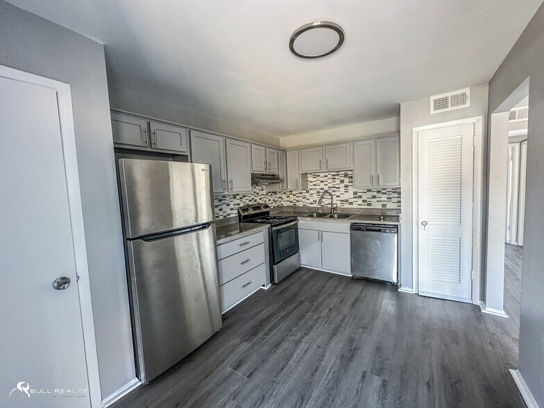 More Photos Of 4663 Waldrop Dr, Forest Park Apartments For Sale