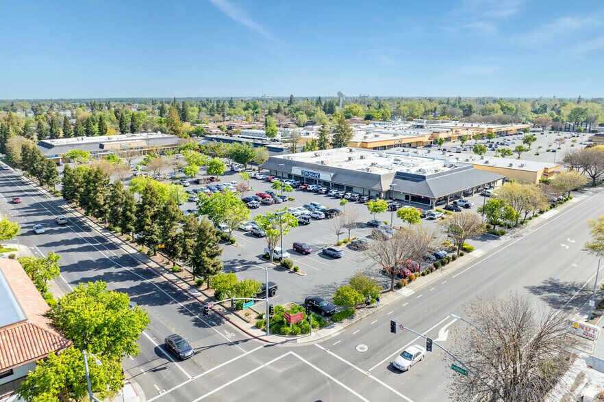 More Photos Of 215-285 California St, Woodland Unknown For Sale
