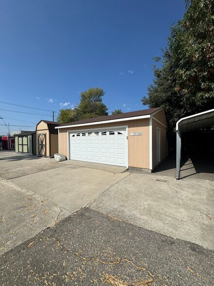 More Photos Of 7403-7415 Canoga Ave @ Valerio, Canoga Park Land For Lease