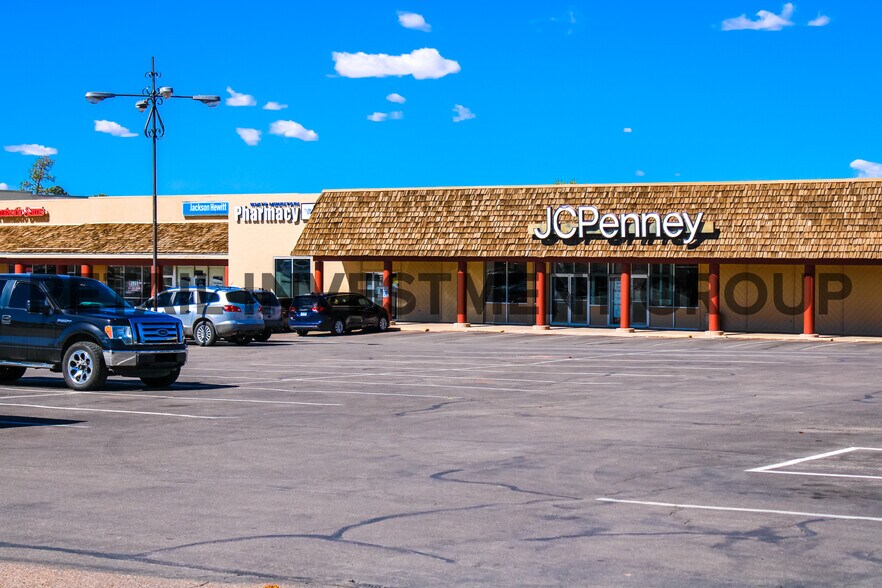 More Photos Of 4411-4481 S White Mountain Rd, Show Low Unknown For Lease