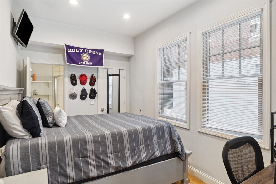 More Photos Of 75-77 F St, Boston Apartments For Sale