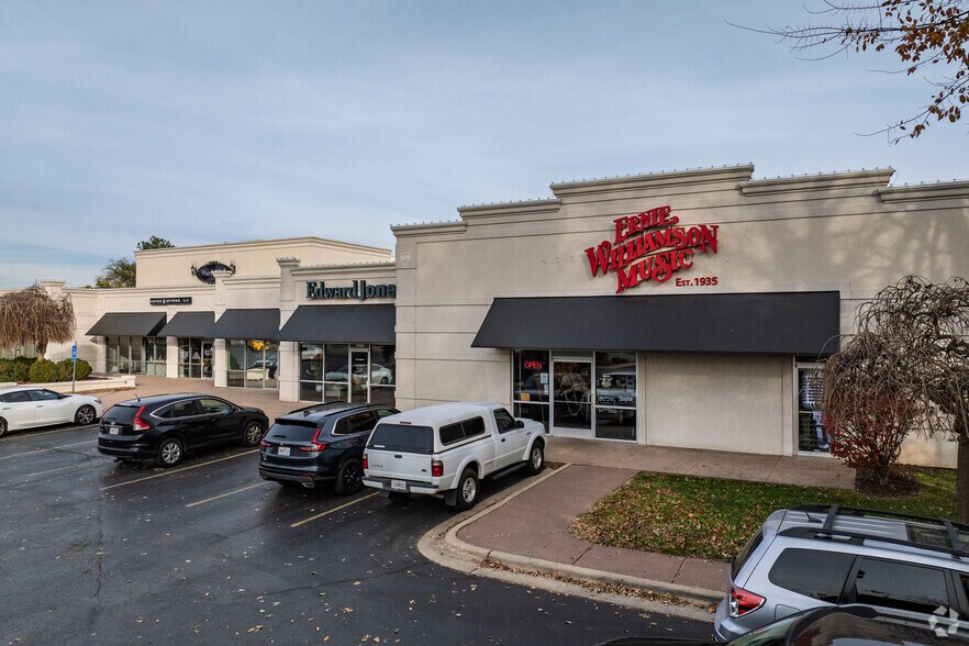 More Photos Of 3060 S Fremont Ave, Springfield General Retail For Sale