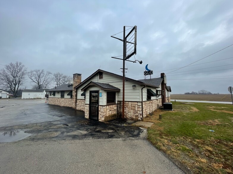 More Photos Of 3124 Perrysville Rd, Danville Restaurant For Sale