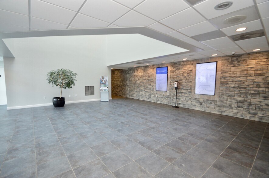 More Photos Of 95 Highland Ave, Bethlehem Office For Lease