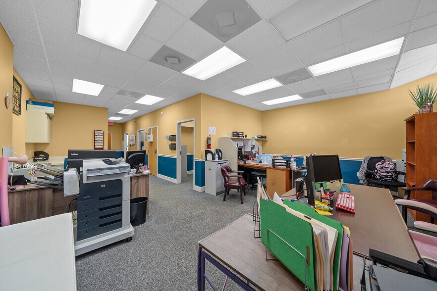 More Photos Of 5925 SE Abshier Blvd, Belleview Medical For Sale