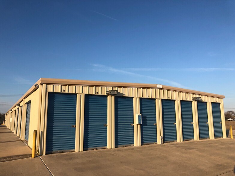 More Photos Of 3621 E FM 646, League City Land For Sale