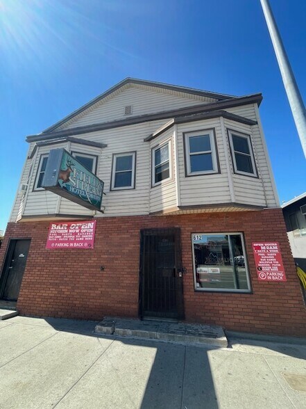 More Photos Of 612 B St, Marysville Bar For Sale