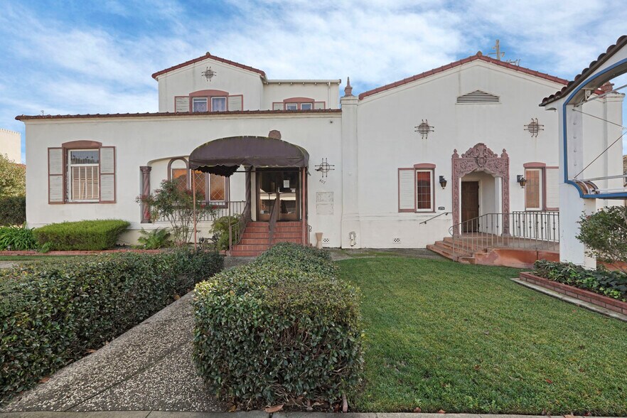 More Photos Of 1370 Santa Rosa St, San Leandro Funeral Home For Sale