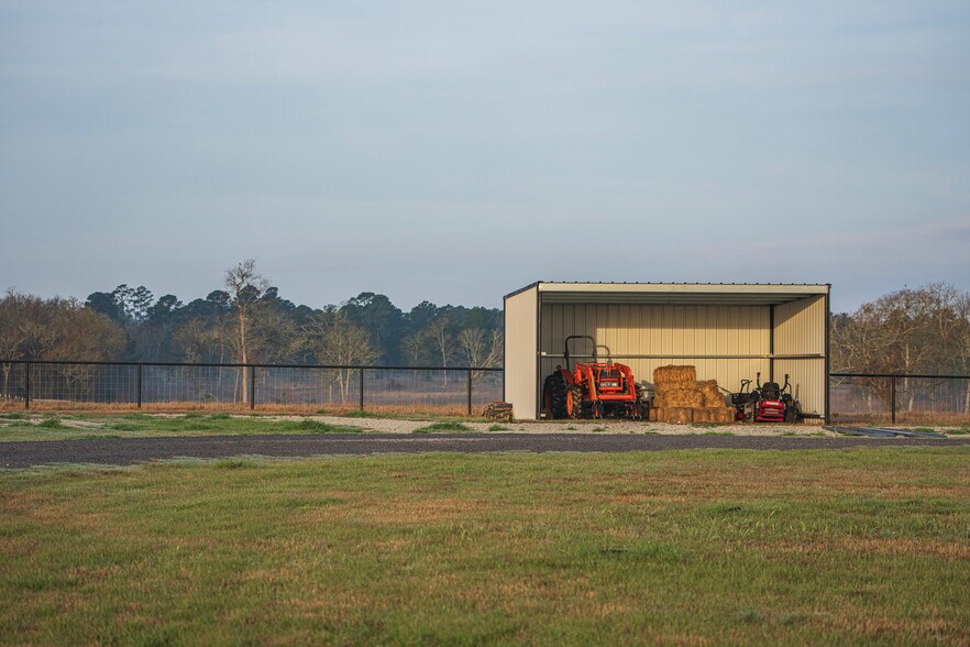 More Photos Of 573 FM 980 Rd, Huntsville Land For Sale