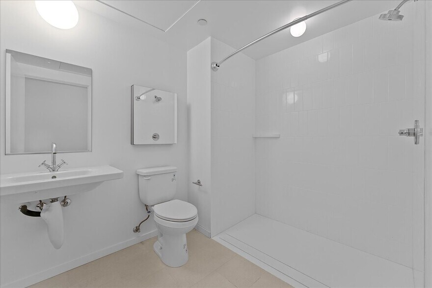 More Photos Of 636 N Juanita Ave, Los Angeles Apartments For Sale