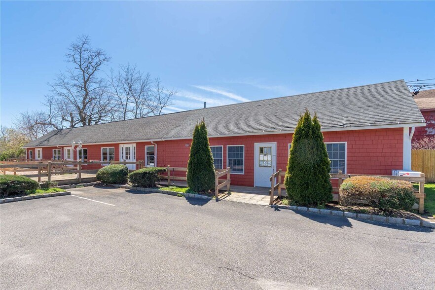 More Photos Of 3225 Sound Ave, Riverhead Storefront Retail Office For Sale