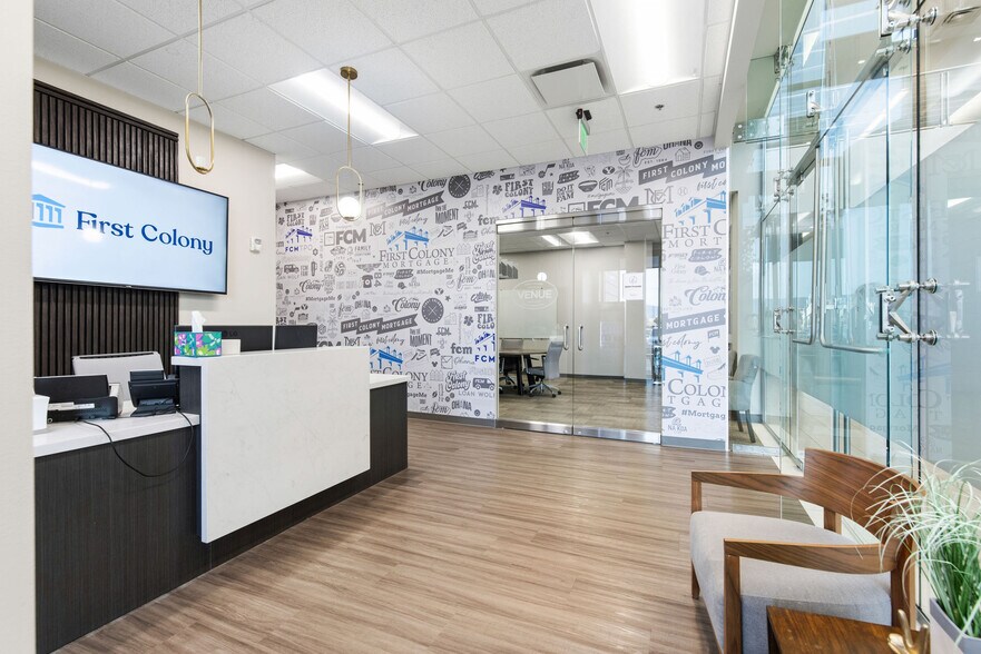 More Photos Of 2100 W Pleasant Grove Blvd, Pleasant Grove Office For Lease