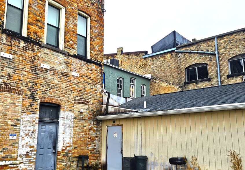 More Photos Of 308 S Hamilton St, Saginaw General Retail For Sale