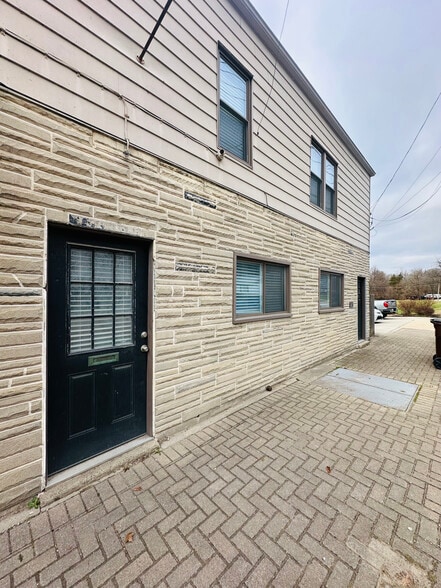 More Photos Of 5857 Kellogg Ave, Cincinnati Office For Lease