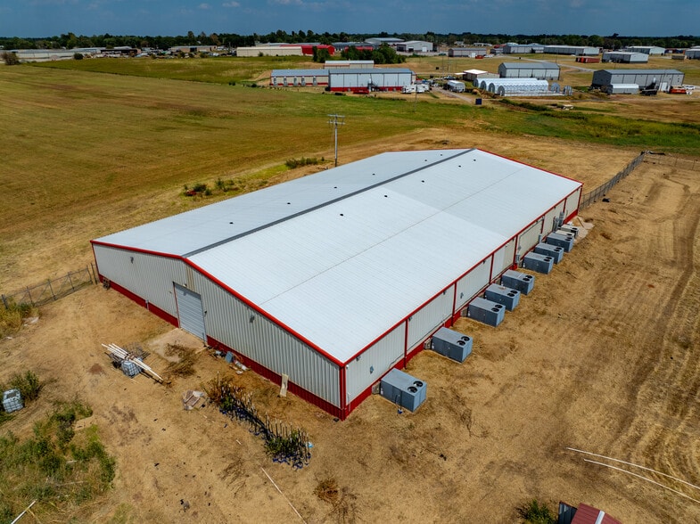 More Photos Of 4295 Banner Rd, Noble Storefront For Sale