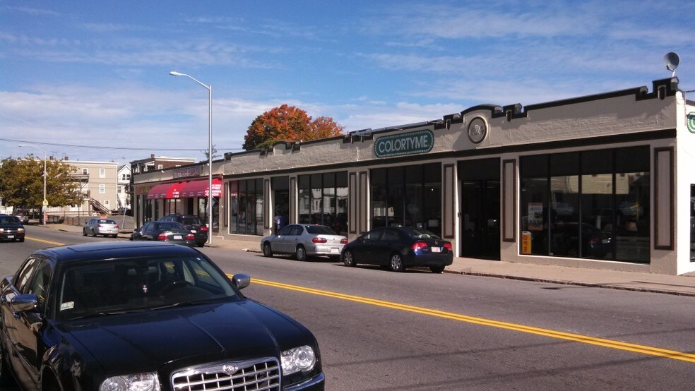 276 S Broadway, Lawrence, MA 01843 Retail For Lease 276 S Broadway, Lawrence, MA 01843 Retail For Lease