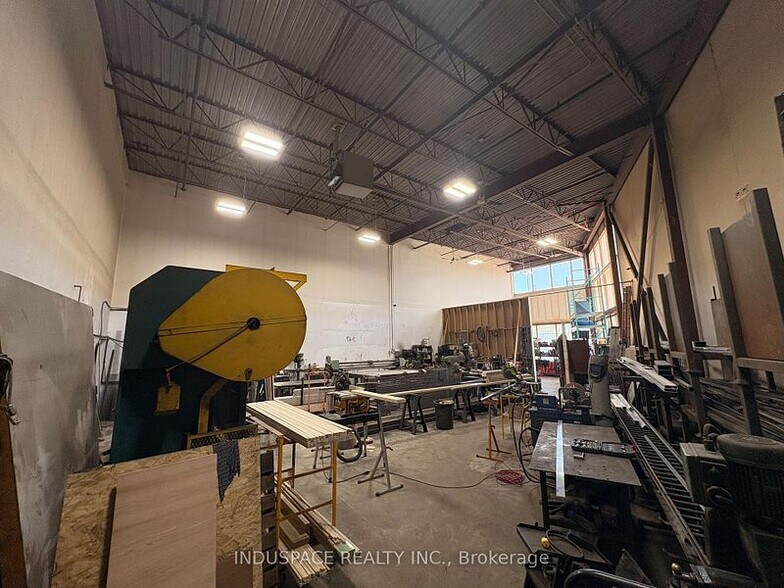 More Photos Of 7003 Steeles Ave W, Toronto Light Manufacturing For Lease
