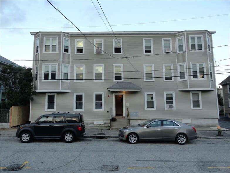 Primary Photo Of 29 Blaine St, Providence Apartments For Sale