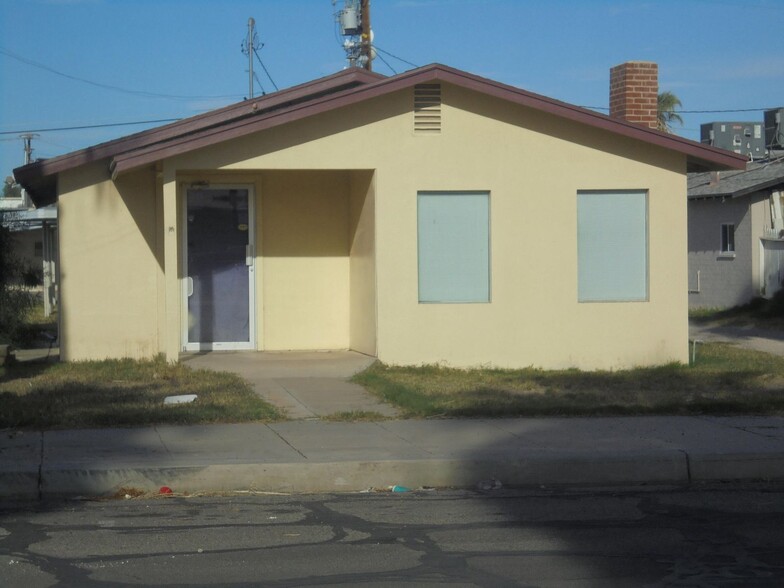 Primary Photo Of 155 N 1st St, Blythe Office For Sale