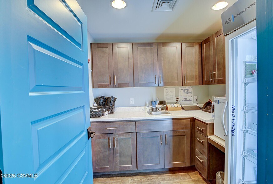 More Photos Of 121 Jpm Rd, Lewisburg Medical For Sale