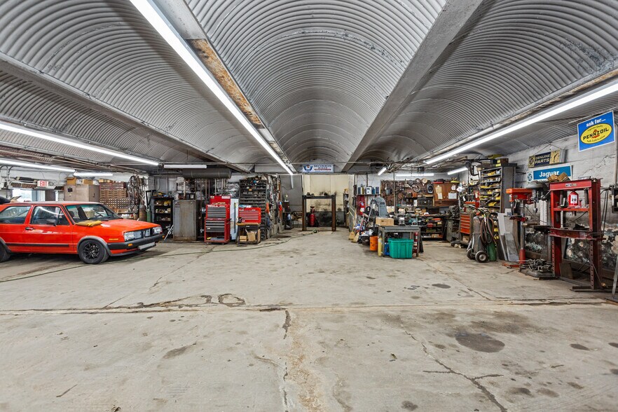 More Photos Of 307 Paterson Ave, East Rutherford Auto Repair For Sale