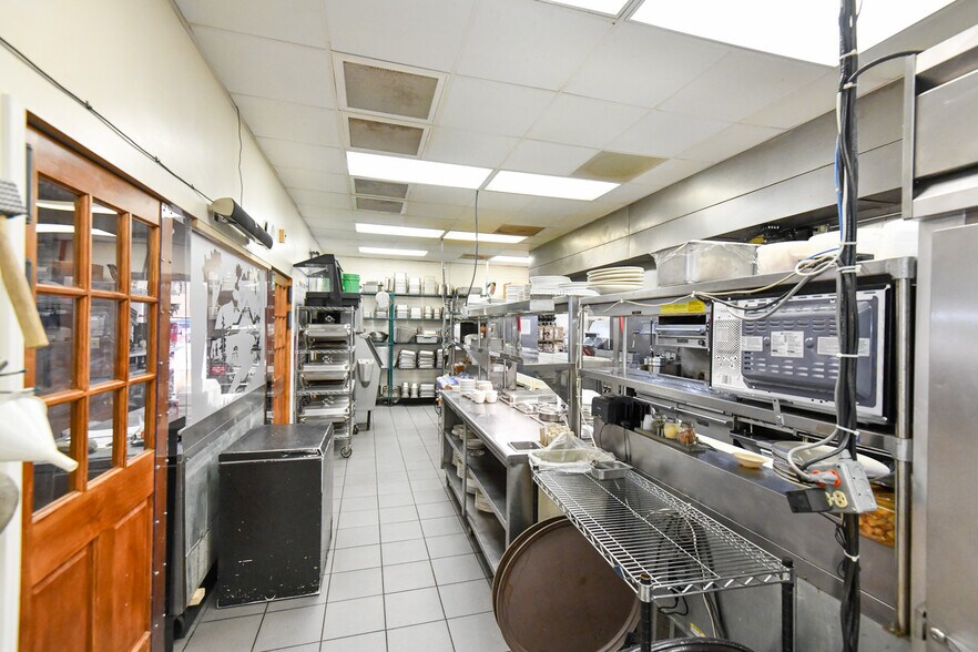 More Photos Of 7099 N Hwy 441, Dillard Restaurant For Sale