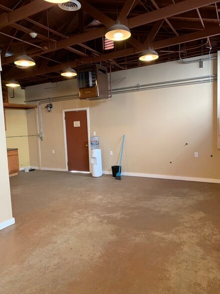 More Photos Of 3323 Lime Ave, Long Beach Office For Sale