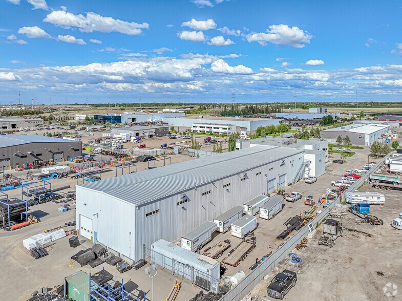 More Photos Of 6810 8th St, Edmonton Warehouse For Lease