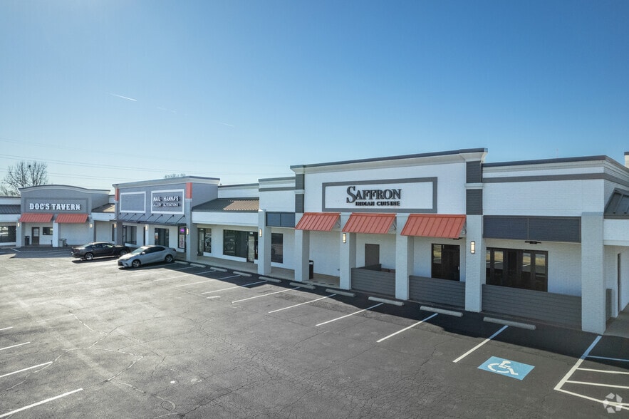 More Photos Of 1178 Woodruff Rd, Greenville Unknown For Lease