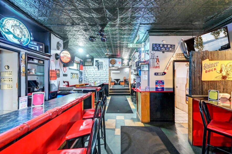 More Photos Of , Scranton General Retail For Sale