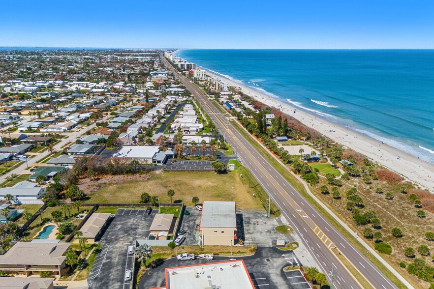 More Photos Of 1592 Jimmy Buffet Mem Hwy, Satellite Beach Office Residential For Sale