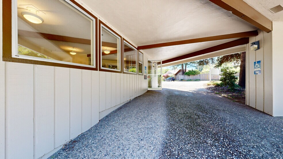 More Photos Of 13350 Big Basin Way, Boulder Creek Medical For Lease