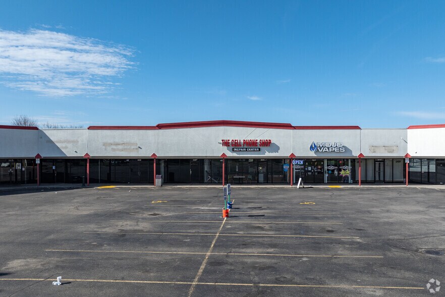 More Photos Of 2015-2061 Harshman Rd, Dayton Unknown For Lease