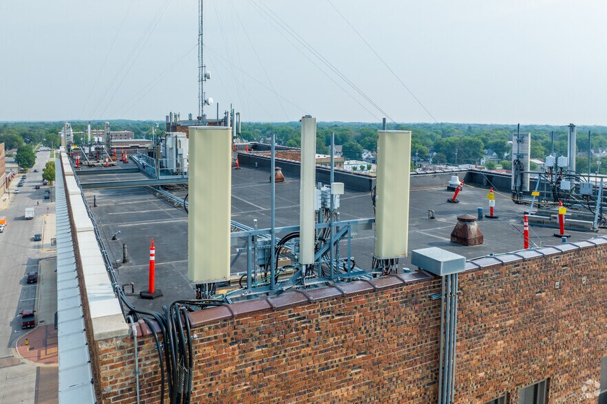 More Photos Of 1003 Central Ave, Fort Dodge Office For Sale