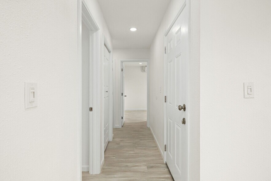 More Photos Of 618 S Van Ness Ave, Santa Ana Apartments For Sale