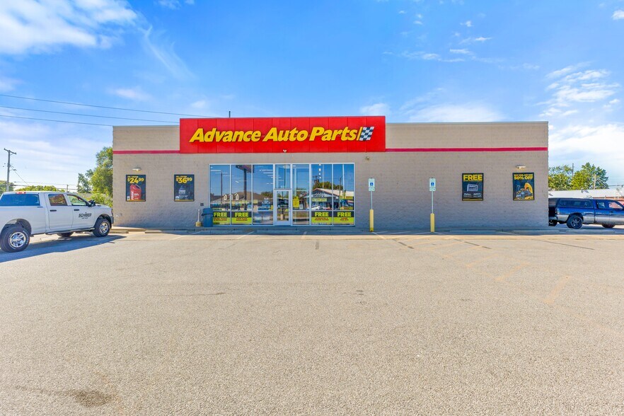 More Photos Of 934 E Edwardsville Rd, Wood River Auto Repair For Sale