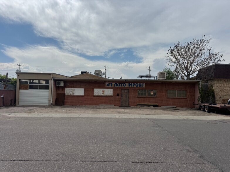 More Photos Of 1937 S Bannock St, Denver Warehouse For Lease