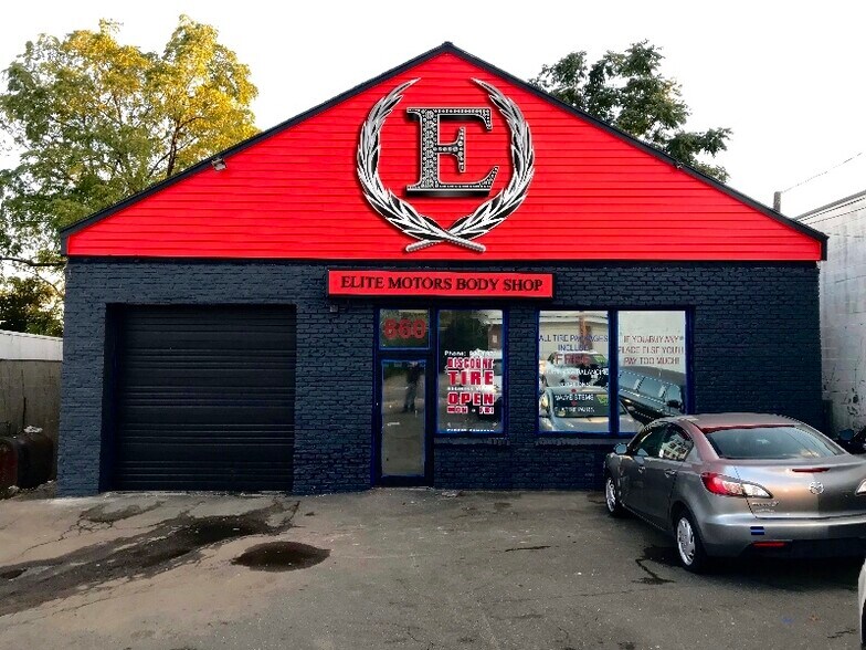 Primary Photo Of 860 Orange Ave, West Haven Auto Dealership For Sale