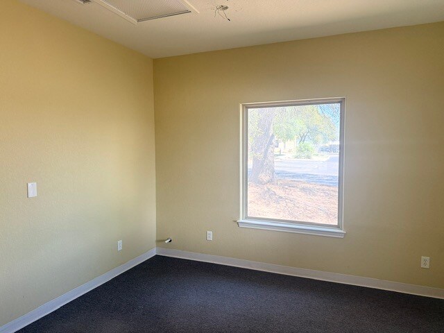 More Photos Of 16239 Nacogdoches Rd, San Antonio Healthcare For Lease